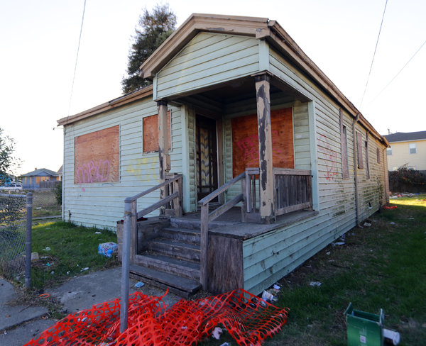 http://graphics8.nytimes.com/images/2014/01/12/business/12-RICHMOND1/12-RICHMOND1-articleLarge.jpg